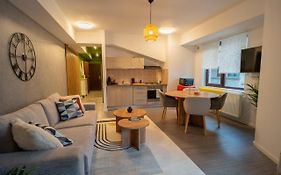 Charming Monro Old Town Flat